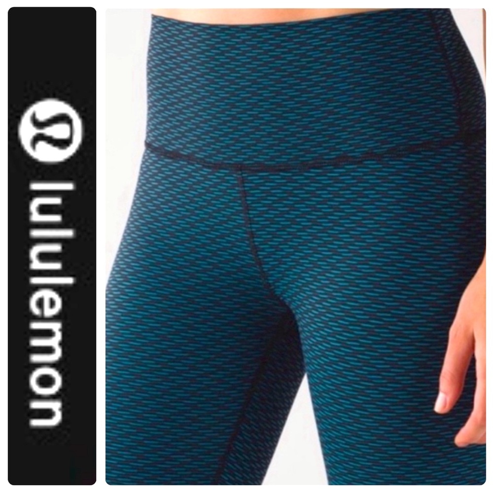 LULULEMON/ Black + Teal Leggings/4